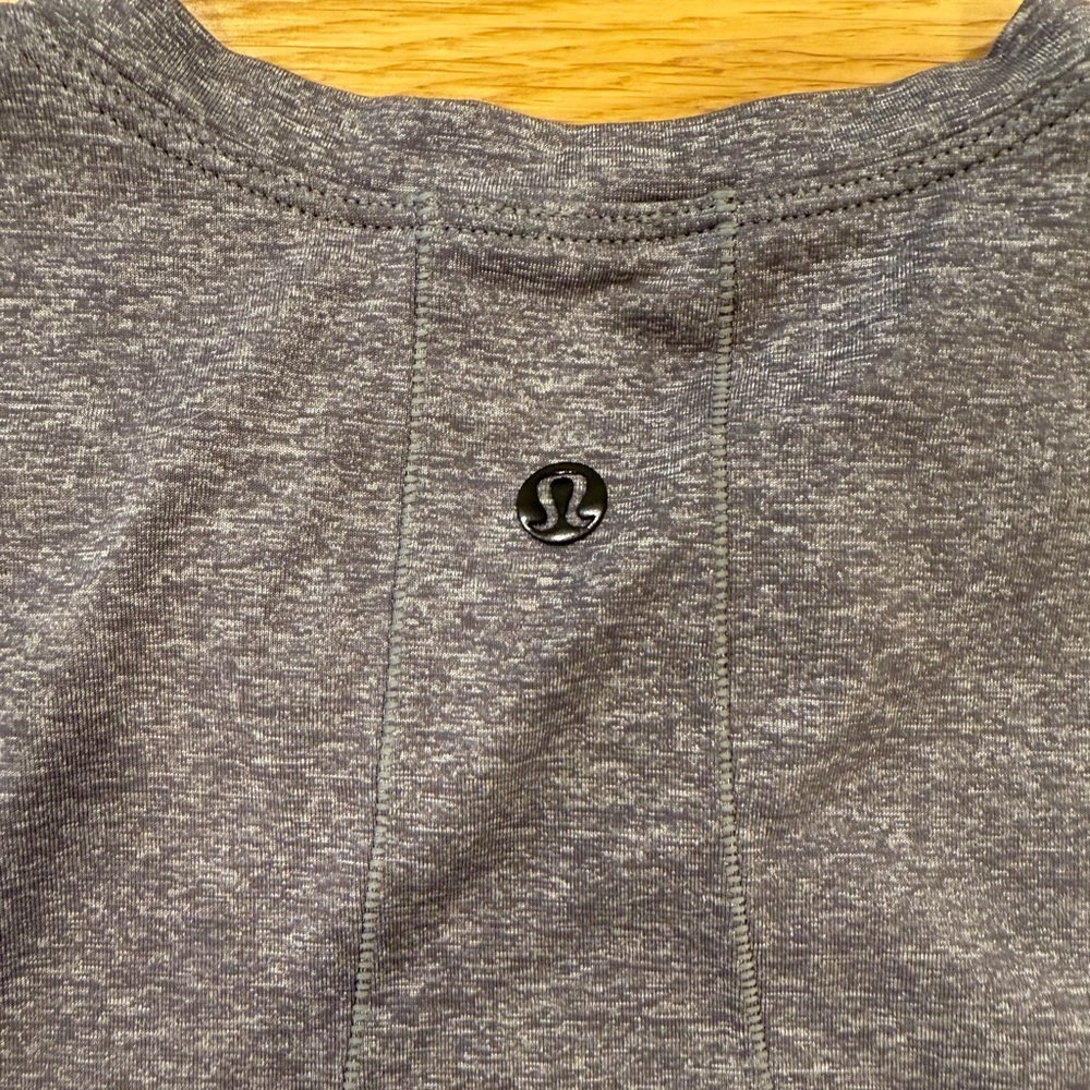 lululemon workout top